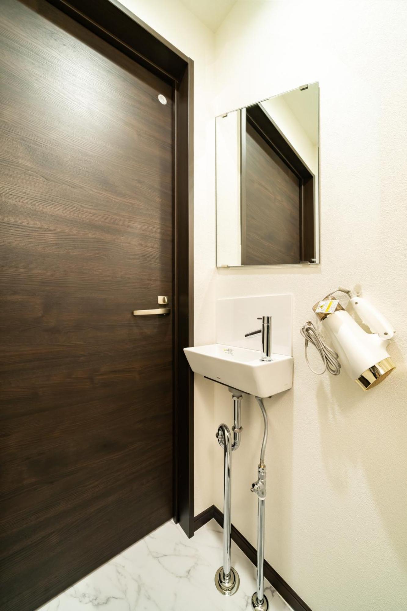 90, Yotsugi-a, Private House * Tokyo
